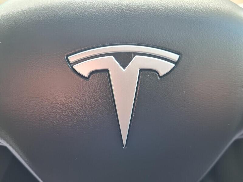 Tesla Long Range SUV 0.0 Automatic Electric