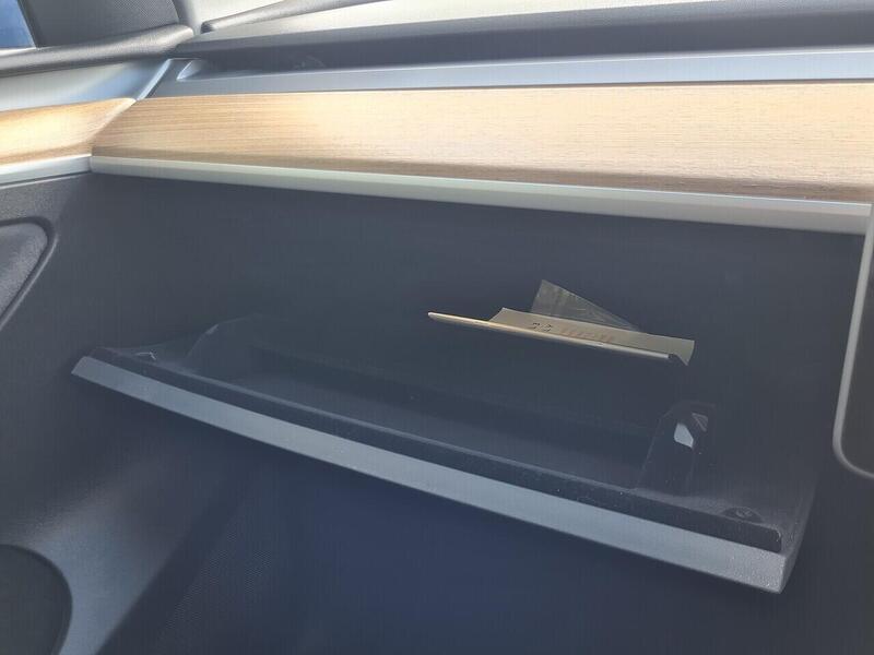 Tesla Long Range SUV 0.0 Automatic Electric