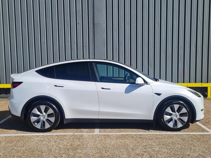 Tesla Long Range SUV 0.0 Automatic Electric