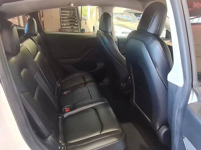 Tesla Long Range SUV 0.0 Automatic Electric