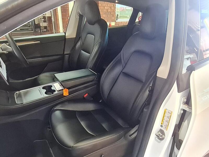 Tesla Long Range SUV 0.0 Automatic Electric