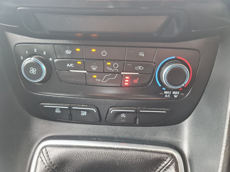 Ford 1.5 200 EcoBlue Limited Panel Van 5dr Diesel Manual L1 Euro 6 (s/s) (120 ps)