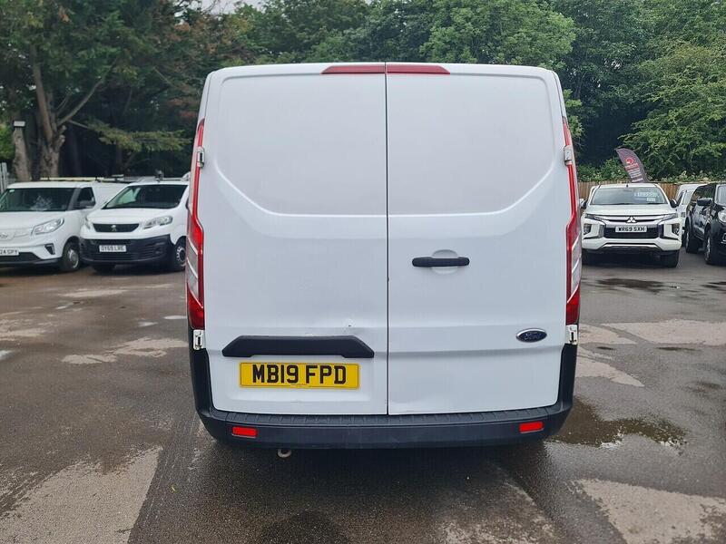 Ford 2.0 300 EcoBlue Panel Van 5dr Diesel Manual L1 H1 Euro 6 (130 ps)
