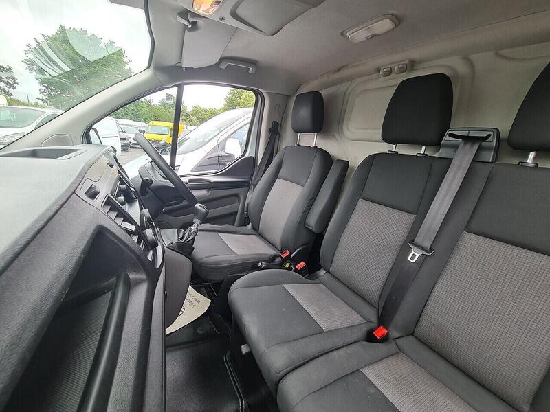 Ford 2.0 300 EcoBlue Panel Van 5dr Diesel Manual L1 H1 Euro 6 (130 ps)