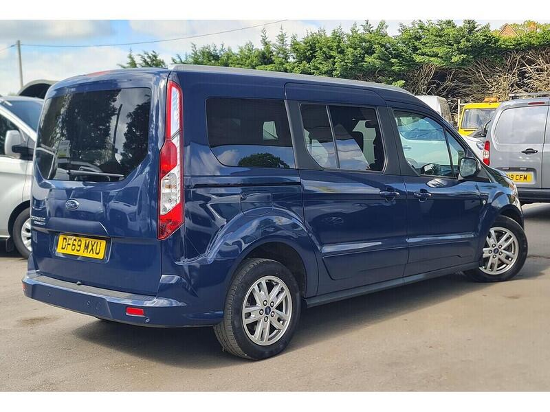 Ford 1.5 EcoBlue Titanium MPV 5dr Diesel Auto Euro 6 (s/s) (120 ps)