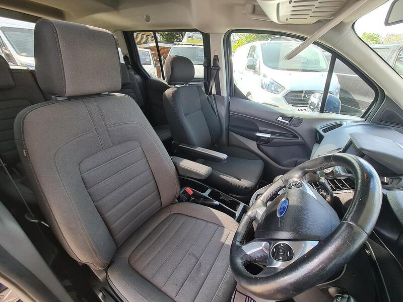 Ford 1.5 EcoBlue Titanium MPV 5dr Diesel Auto Euro 6 (s/s) (120 ps)