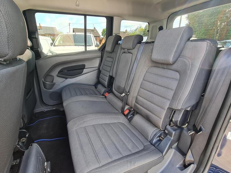 Ford 1.5 EcoBlue Titanium MPV 5dr Diesel Auto Euro 6 (s/s) (120 ps)