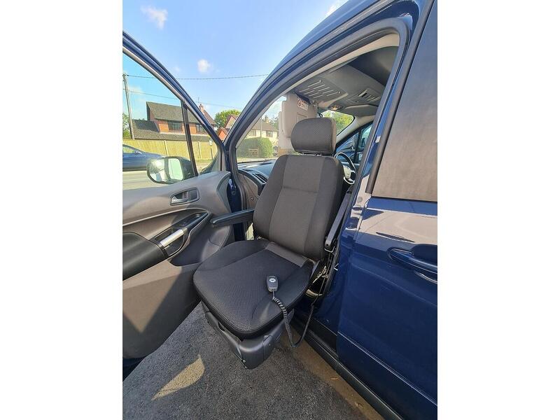 Ford 1.5 EcoBlue Titanium MPV 5dr Diesel Auto Euro 6 (s/s) (120 ps)