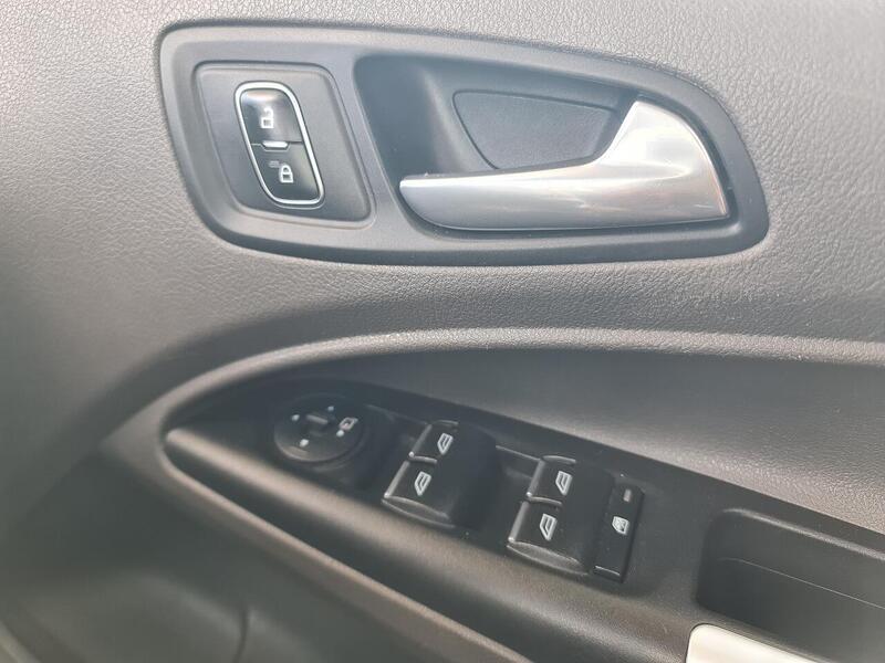 Ford 1.5 EcoBlue Titanium MPV 5dr Diesel Auto Euro 6 (s/s) (120 ps)