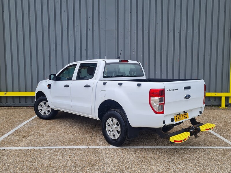 Ford 2.0 EcoBlue XL Pickup Double Cab 4dr Diesel Manual 4WD Euro 6 (s/s) (170 ps)