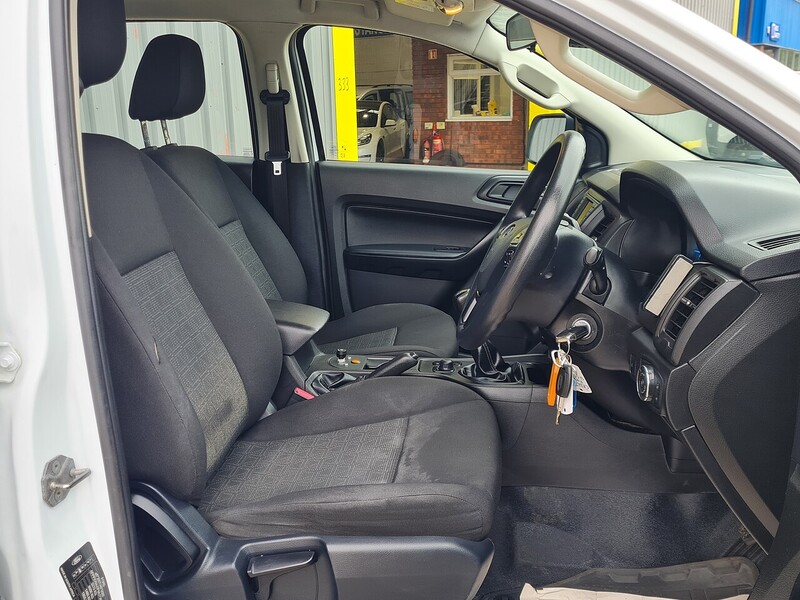 Ford 2.0 EcoBlue XL Pickup Double Cab 4dr Diesel Manual 4WD Euro 6 (s/s) (170 ps)