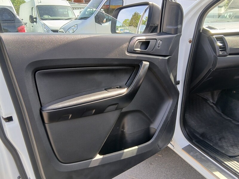 Ford 2.0 EcoBlue XL Pickup Double Cab 4dr Diesel Manual 4WD Euro 6 (s/s) (170 ps)