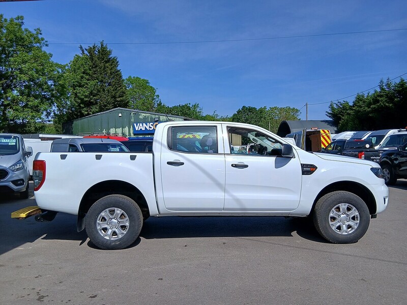 Ford 2.0 EcoBlue XL Pickup Double Cab 4dr Diesel Manual 4WD Euro 6 (s/s) (170 ps)