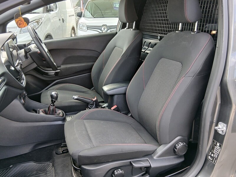 Ford 1.0T EcoBoost Sport Car Derived Van 3dr Petrol Manual Euro 6 (s/s) (125 ps)