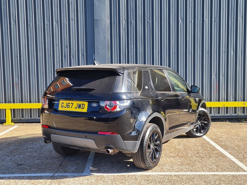 Land Rover 2.0 TD4 SE Tech SUV 5dr Diesel Manual 4WD Euro 6 (s/s) (180 ps)