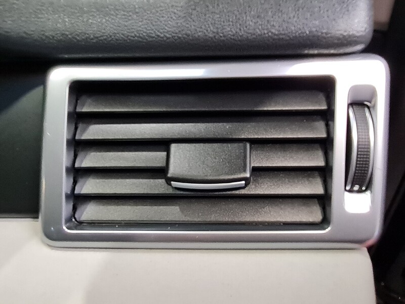 Land Rover 2.0 TD4 SE Tech SUV 5dr Diesel Manual 4WD Euro 6 (s/s) (180 ps)