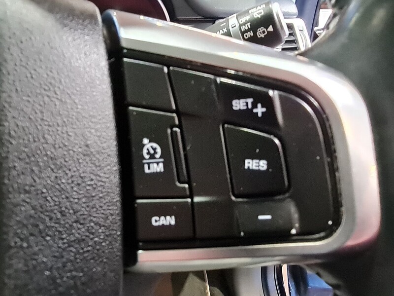 Land Rover 2.0 TD4 SE Tech SUV 5dr Diesel Manual 4WD Euro 6 (s/s) (180 ps)