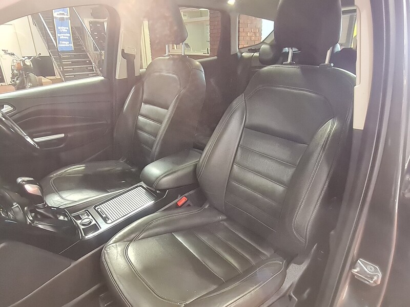 Ford 2.0 TDCi Titanium X SUV 5dr Diesel Powershift Euro 6 (120 ps)