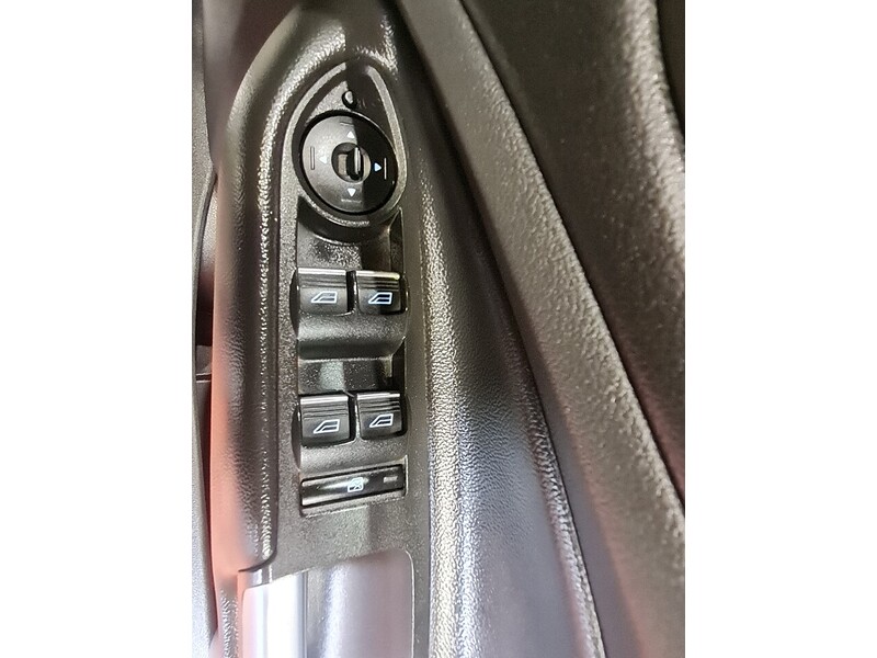Ford 2.0 TDCi Titanium X SUV 5dr Diesel Powershift Euro 6 (120 ps)