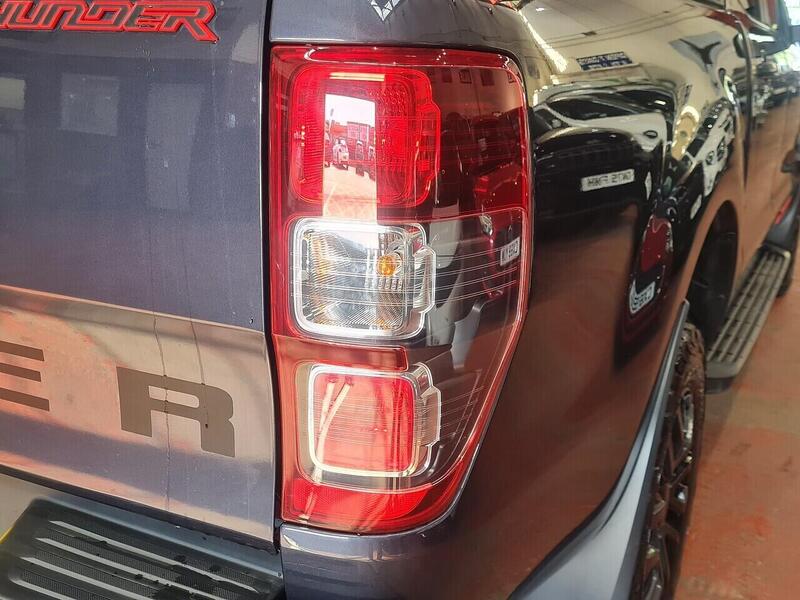 Ford 2.0 EcoBlue Wildtrak Pickup Double Cab 4dr Diesel Auto 4WD Euro 6 (s/s) (213 ps)