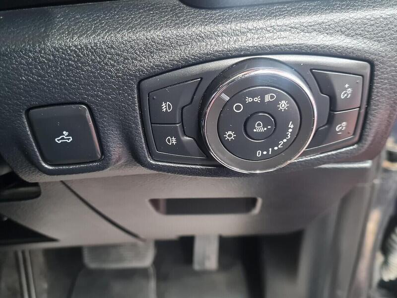 Ford 2.0 EcoBlue Wildtrak Pickup Double Cab 4dr Diesel Auto 4WD Euro 6 (s/s) (213 ps)