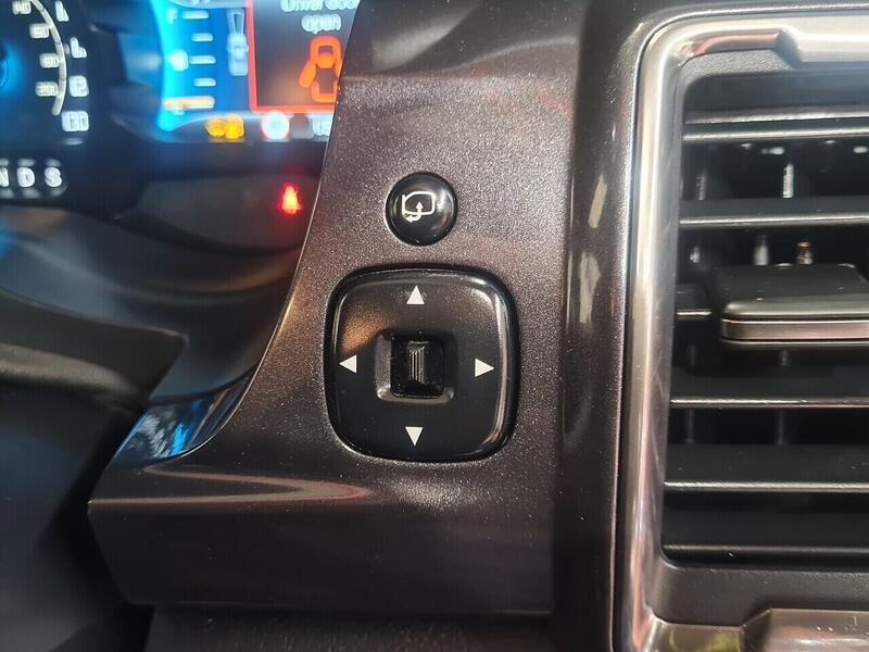 Ford 2.0 EcoBlue Wildtrak Pickup Double Cab 4dr Diesel Auto 4WD Euro 6 (s/s) (213 ps)