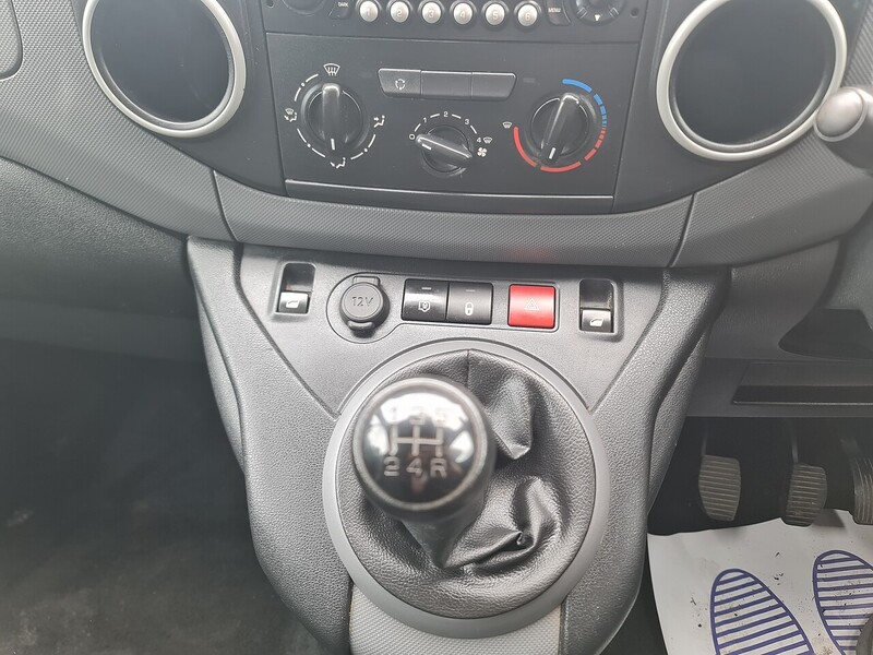 Peugeot 1.6 BlueHDi 756 S Panel Van 6dr Diesel Manual L2 (112 g/km, 97.64 bhp)