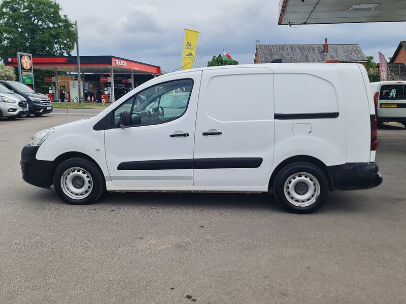 Peugeot 1.6 BlueHDi 756 S Panel Van 6dr Diesel Manual L2 (112 g/km, 97.64 bhp)
