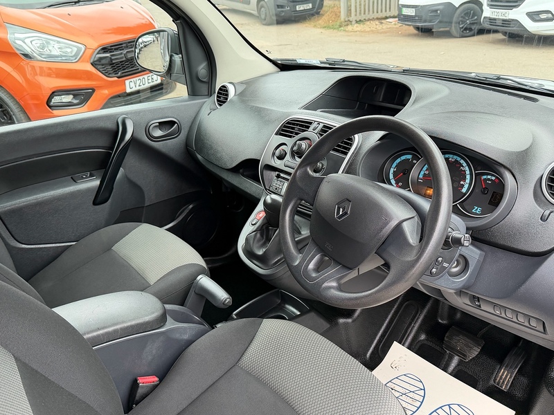 Renault ZE ML20 33kWh Business+ Panel Van 4dr Electric Auto MWB (i) (60 ps)