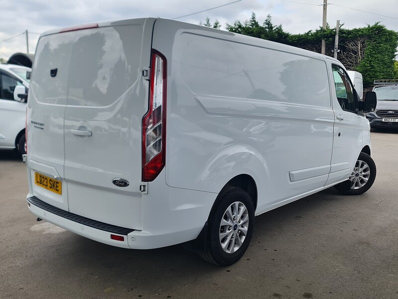Ford 2.0 300 EcoBlue Limited Panel Van 5dr Diesel Manual L2 H1 Euro 6 (s/s) (130 ps)
