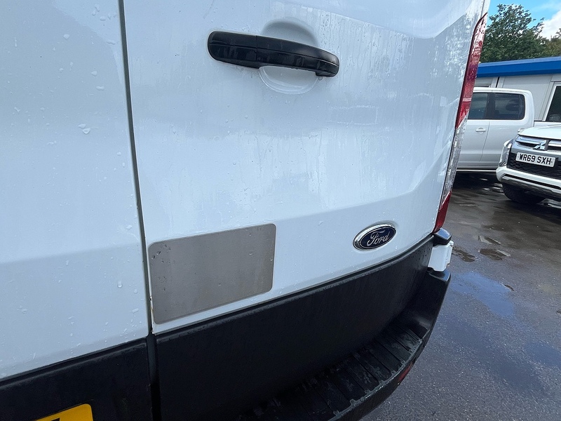 Ford 2.0 350 EcoBlue Leader Panel Van 5dr Diesel Manual RWD L3 H2 Euro 6 (s/s) (130 ps)