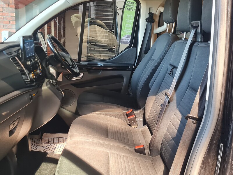 Ford 320 EcoBlue Limited Combi Van 2.0 Automatic Diesel