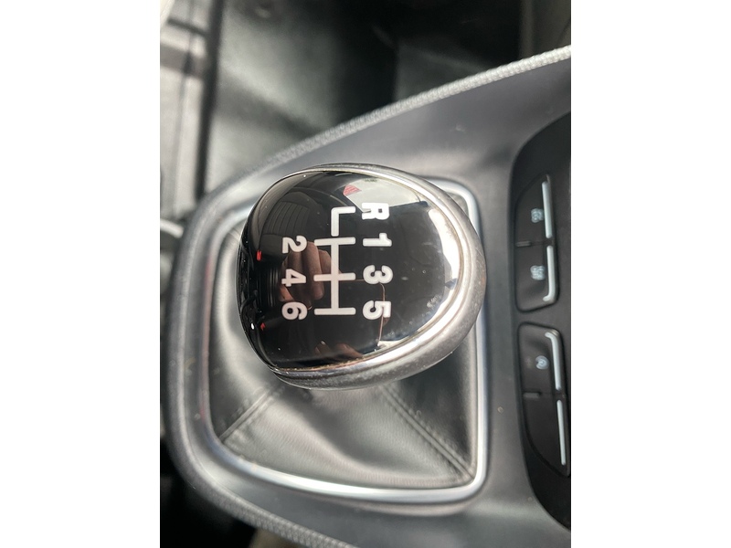 Ford 1.5 250 EcoBlue Limited Panel Van 5dr Diesel Manual L2 Euro 6 (s/s) (100 ps)