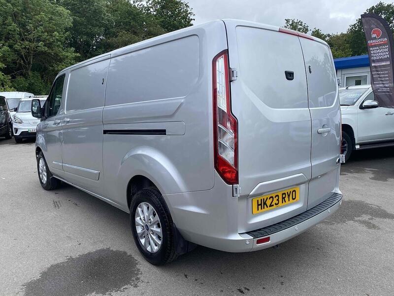 Ford 2.0 300 EcoBlue Limited Panel Van 5dr Diesel Manual L2 H1 Euro 6 (s/s) (170 ps)