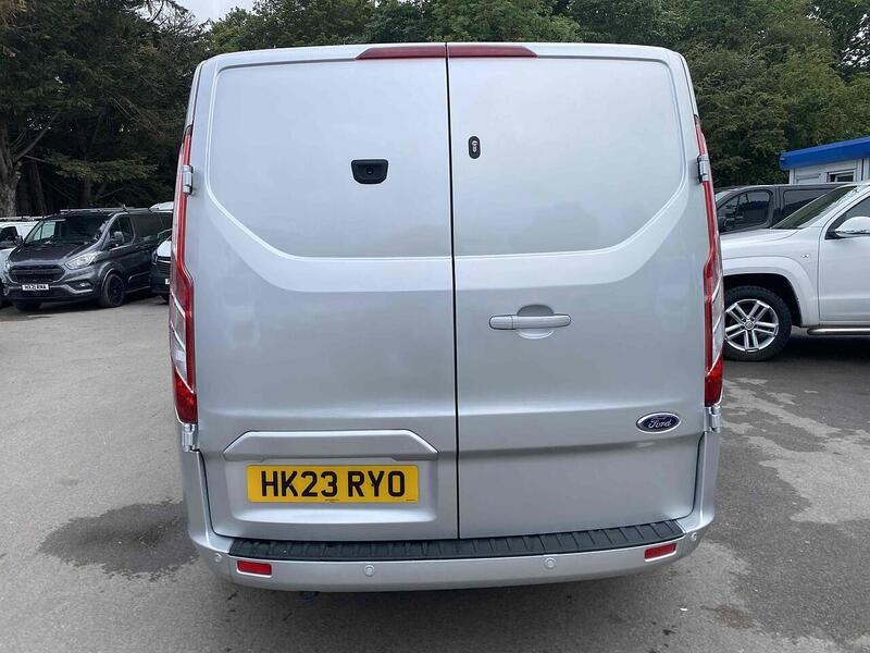 Ford 2.0 300 EcoBlue Limited Panel Van 5dr Diesel Manual L2 H1 Euro 6 (s/s) (170 ps)