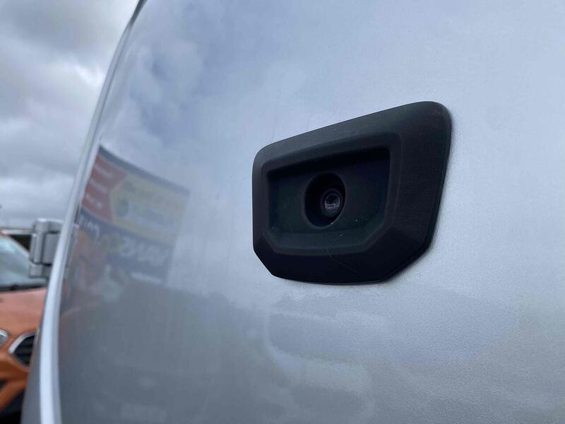 Ford 2.0 300 EcoBlue Limited Panel Van 5dr Diesel Manual L2 H1 Euro 6 (s/s) (170 ps)