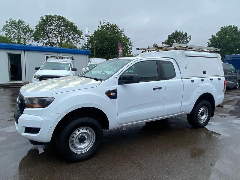 Ford 2.2 TDCi XL Pickup Double Cab 4dr Diesel Manual 4WD Euro 5 (s/s) (Eco Axle) (160 ps)