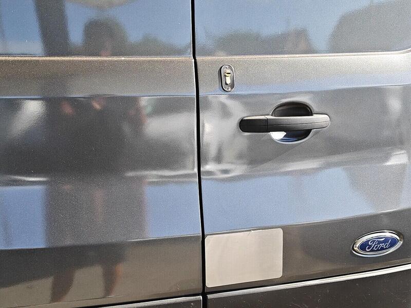 Ford 350 EcoBlue Limited Panel Van 2.0 Manual Diesel