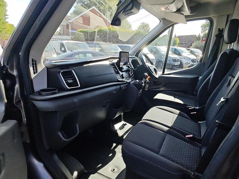 Ford 350 EcoBlue Limited Panel Van 2.0 Manual Diesel
