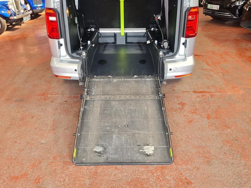 Volkswagen 2.0 TDi C20 Maxi Combi Van 5dr Diesel Manual FWD (Window) (128 g/km, 101 bhp)