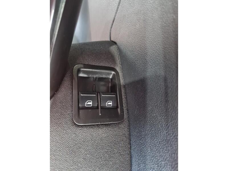 Volkswagen 2.0 TDi C20 Maxi Combi Van 5dr Diesel Manual FWD (Window) (128 g/km, 101 bhp)