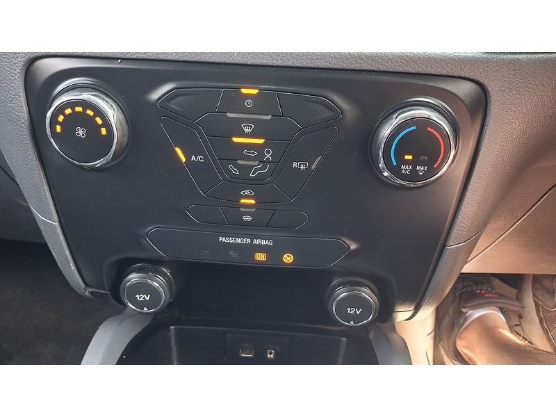 Ford 2.2 TDCi XL Pickup Double Cab 4dr Diesel Manual 4WD Euro 6 (s/s) (Eco Axle) (160 ps) 2.2 4dr Pickup Manual Diesel