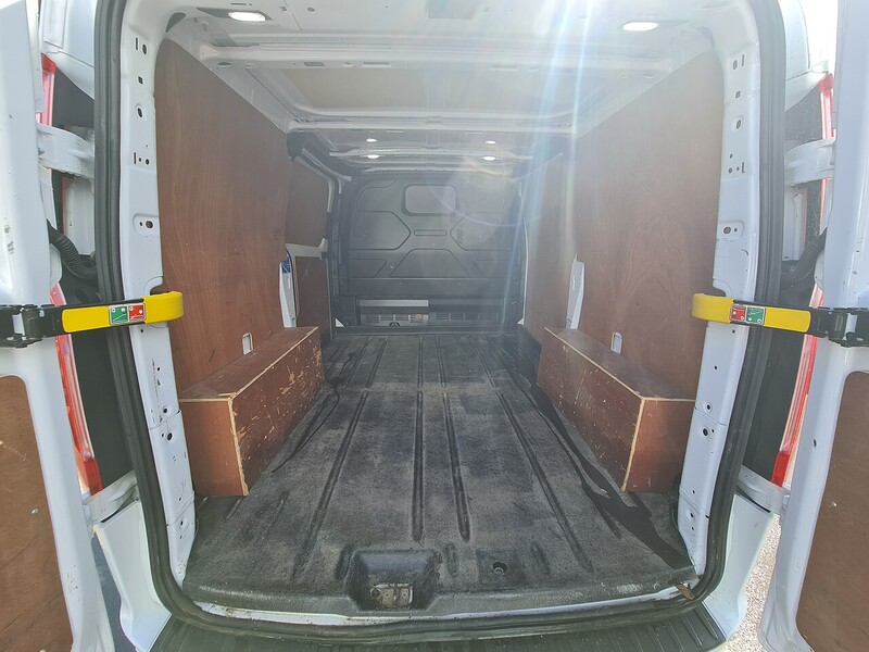 Ford 2.0 300 EcoBlue Limited Panel Van 5dr Diesel Manual L1 H1 Euro 6 (s/s) (130 ps)