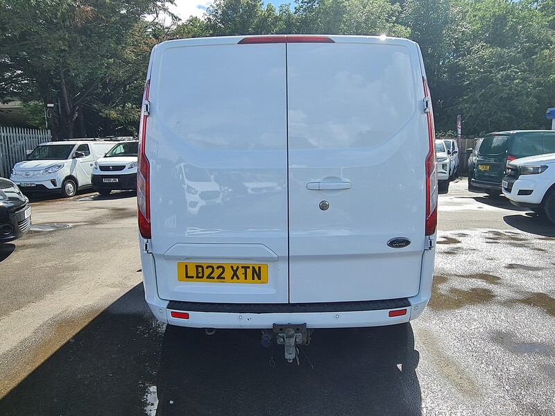 Ford 2.0 300 EcoBlue Limited Panel Van 5dr Diesel Manual L1 H1 Euro 6 (s/s) (130 ps)