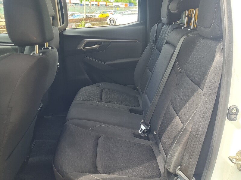 Isuzu TD DL20 Pickup 1.9 Manual Diesel