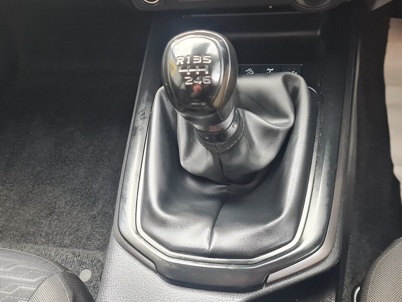 Isuzu TD DL20 Pickup 1.9 Manual Diesel