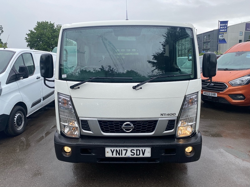 Nissan 3.0 dCi 35.13 Dropside Double Cab 4dr Diesel Manual L3 Euro 6 (130 ps)