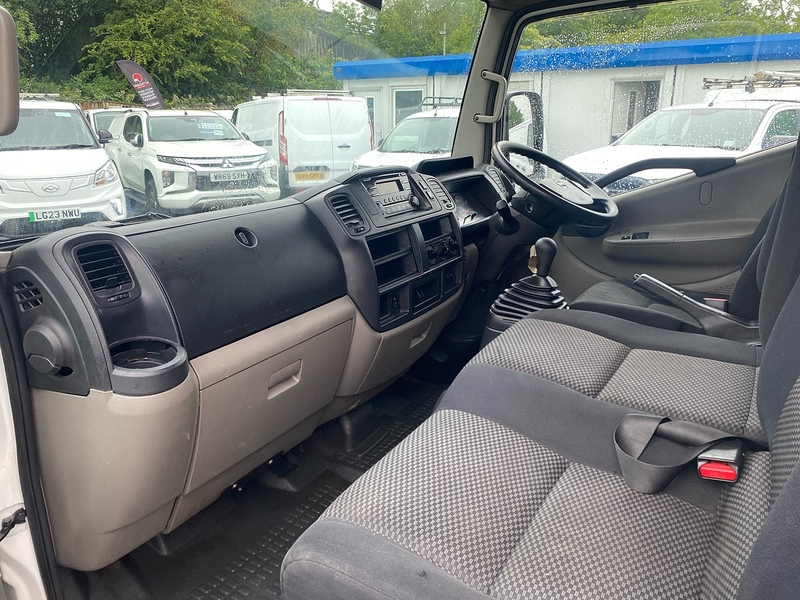 Nissan 3.0 dCi 35.13 Dropside Double Cab 4dr Diesel Manual L3 Euro 6 (130 ps)
