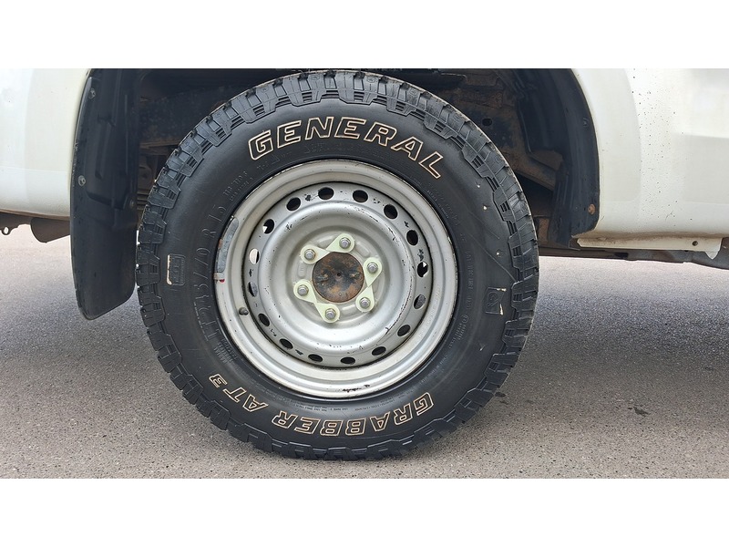 Isuzu 2.5 TD Pickup 4dr Diesel Manual 4x4 (192 g/km, 161 bhp)