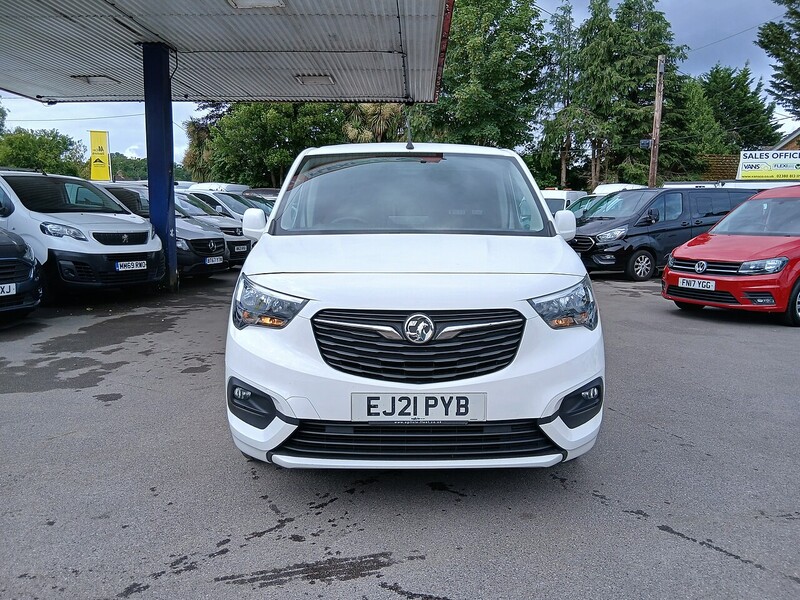 Vauxhall 1.5 Turbo D 2300 Sportive Panel Van 4dr Diesel Manual L1 H1 Euro 6 (100 ps)